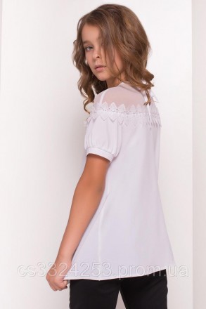 Детская блуза свободного кроя с короткими рукавами-фонариками. Горловина - лодоч. . фото 6
