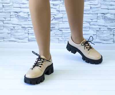 Туфли мартинсы бежевые стильные женские эко кожа на шнурках
Сезон: демисезонные . . фото 11