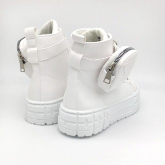 Самая актуальна модель обуви на сезон Весна-Осень вычсокие белые кеды.
Данная мо. . фото 7