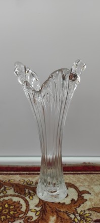 Продам вазу для цветов из стекла, оригинальной формы. Без сколов и трещин.. . фото 7
