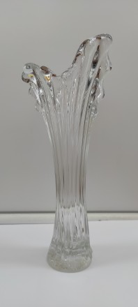 Продам вазу для цветов из стекла, оригинальной формы. Без сколов и трещин.. . фото 5