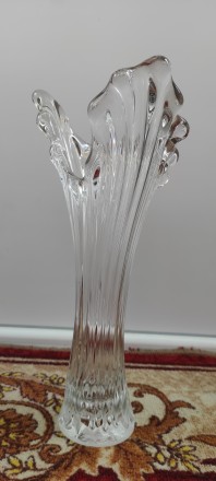 Продам вазу для цветов из стекла, оригинальной формы. Без сколов и трещин.. . фото 10