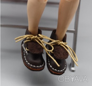 Ботинки для шарнирной куклы Блайз, Айси, 1/6
Размер 3,6 см
Детализированна обувь. . фото 1
