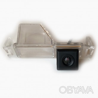 Камера заднего вида, штатная.Характеристики:сенсор — цветной, CMOS;угол обзора —. . фото 1