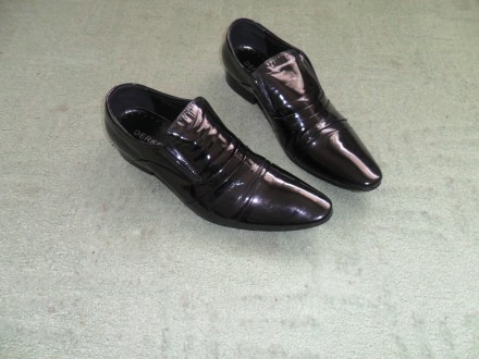 Продам мужские туфли DERKSEN Style in ITALY (Лакированная кожа) размер 40 по сте. . фото 4