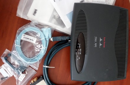 Маршрутизатор Cisco 1600. Київ. фото 1 Маршрутизатор Cisco 1600. Київ. фото 1