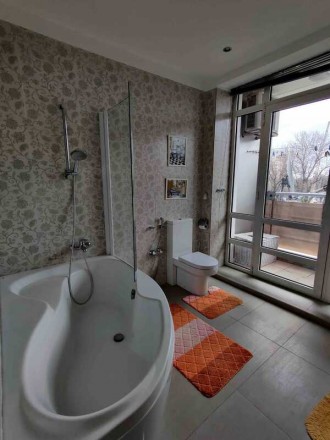 Пропонується у продаж 5-кімнатна квартира в найпрестижнішому районі Одеси – на Ф. Приморский. фото 3