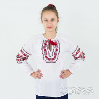 Вышитая блузка для девочки - вышиванка, украшена вышивкой крестиком на груди и н. . фото 1