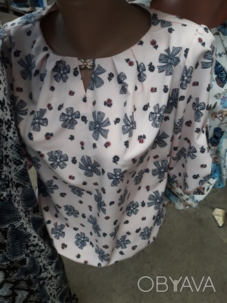Женская летняя легкая блузка с цветочным принтом, низ блузки на резинке, рукавчи. . фото 1