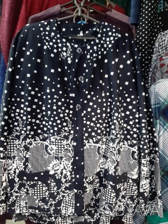 Жіночий ошатний костюм двійка: блузка і спідниця.
Розміри: 50,52,54,56,58,60,62.. . фото 1
