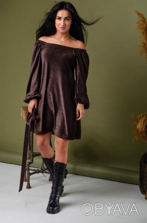 Платье женское велюровое, модель А-силуэта с горловиной квадратной формы. Рукав . . фото 1
