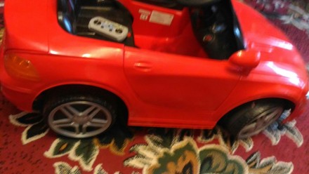 Електро мобіль дитячий
Марки BMW
Червоного коліру 
Усе працює від пульта.
По. . фото 4
