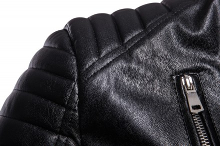 Косуха байкерская мото куртка мужская AOWOF
Черная куртка в байкерском стиле с п. . фото 6
