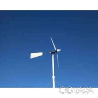 Преимущество этого ветрогенератора - начало работы с малого ветра. 
Пиковая мощн. . фото 1