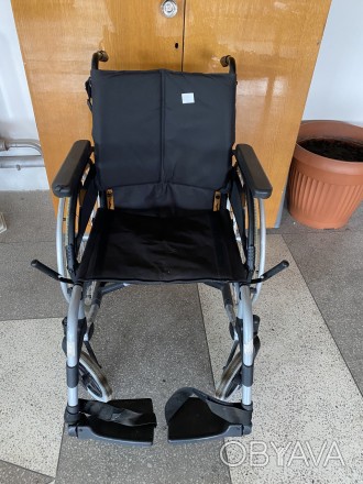 Вашему вниманию предлагаем инвалидную коляску 
Марки Meyra
Привезена из Германии. . фото 1