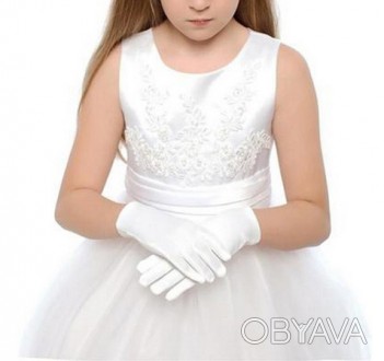 Детские атласные перчатки становятся необходимым и даже обязательным аксессуаром. . фото 1