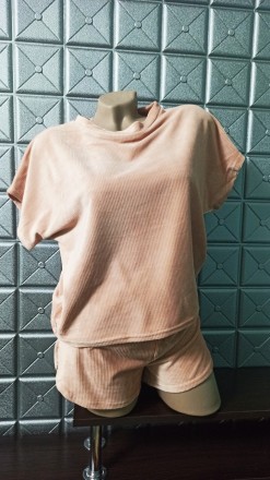 Шикарная женская пижама футболка и шорты на котоновой основе. 
Ткань нежная и мя. . фото 3