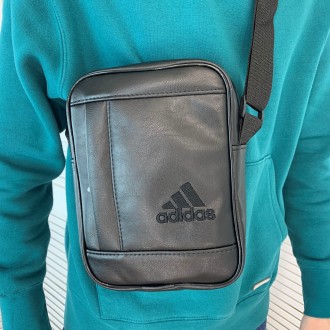 Мужская черная сумка через плечо Adidas, спортивная барсетка планшетка Адидас с . Маріуполь. фото 1 Мужская черная сумка через плечо Adidas, спортивная барсетка планшетка Адидас с . Маріуполь. фото 1