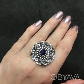 Предлагаем Вам купить кольцо с камнем индийский сапфир в серебре. Размер 17,5. И. . фото 1
