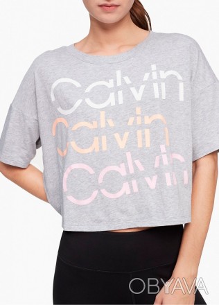 
 Спортивная футболка с разрезным логотипом Calvin Klein изготовлена из сверхмяг. . фото 1