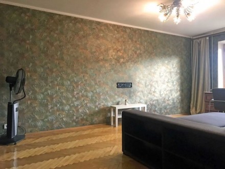 4-х кімнатна квартира загальною площею 72 м2 в цегляному 9-ти поверховому теплом. Киевский. фото 2