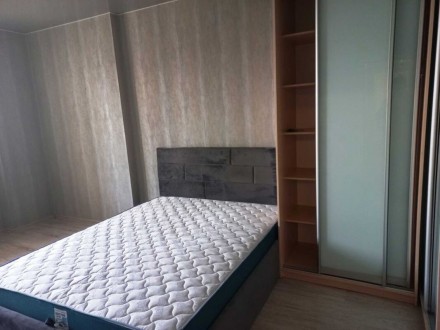 Современная однокомнатная квартира на 20 этаже возле м. Теремки. Киев. фото 1 Современная однокомнатная квартира на 20 этаже возле м. Теремки. Киев. фото 1