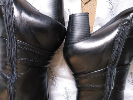 Кожаные сапоги ТМ Mariani (Украина)
38 размер, натуральная кожа
Стелька не съе. . фото 5
