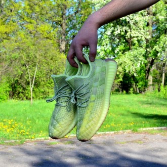 Кроссовки мужские зеленые Adidas Yeezy Boost 350 
Мужские кроссовки Адидас Изи Б. . фото 9