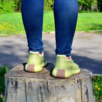 Кроссовки мужские зеленые Adidas Yeezy Boost 350 
Мужские кроссовки Адидас Изи Б. . фото 15