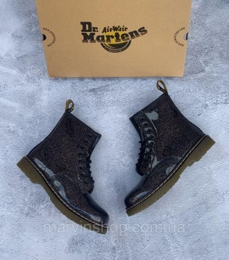 
Женские ботинки черные зимние Dr. Martens 
Dr. Martens — это лучшая обувь в мир. . фото 8