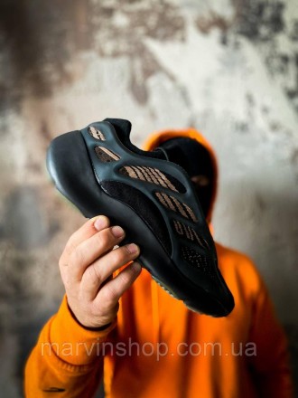 Кроссовки женские черные Adidas Yeezy Boost 700 v3 
Невероятно стильные женские . . фото 3