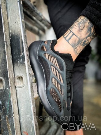 Кроссовки женские черные Adidas Yeezy Boost 700 v3 
Невероятно стильные женские . . фото 1
