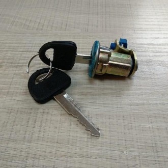 Личинка замка двери Faw 1011, ФАВ 1011. Киев. фото 1