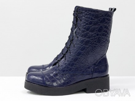 
Ботинки из натуральной кожи насыщенного синего цвета с яркой текстурой "Крокоди. . фото 1