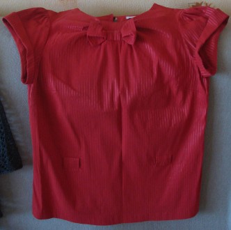 Нарядна темно-червона блузка-безрукавка Orsay. Розмір - S (укр. - 42). Синтетика. . фото 2