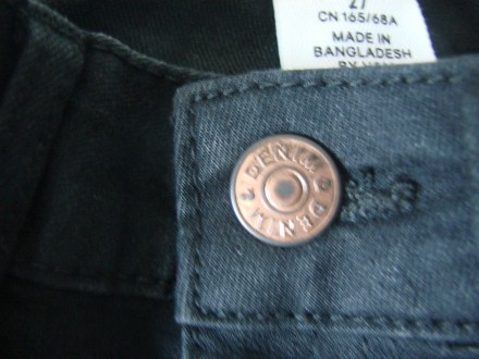 Джинси чорні Denim H&M. Розмір 27, CN 165/68A. Straight cropped, hight waist. . фото 6