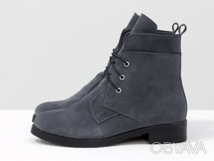 
Стильные ботиночки на шнуровке из натуральной замши серого цвета. Удобный невыс. . фото 1