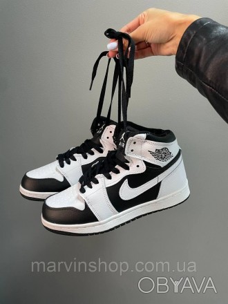 Кроссовки женские зимние черно-белые Nike Air Jordan 1 
Зимние женские кроссовки. . фото 1