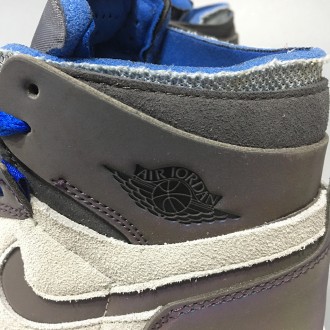 Air Jordan 1 Retro - это не просто кроссовки, это символ эпохи. Эта модель стала. . фото 8