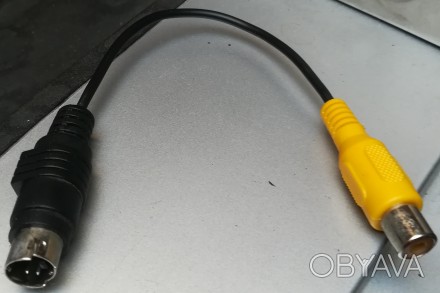 Перехідники:
1) S-відео - тюльпан.
2) USB - PS/2 (для мишки, є ньюанс: живленн. . фото 1