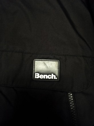 Куртка осіння Bench. Розмір - 42. 100% поліестр.
Водо- та вітронепроникна. В ід. . фото 5