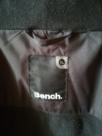 Куртка осіння Bench. Розмір - 42. 100% поліестр.
Водо- та вітронепроникна. В ід. . фото 13