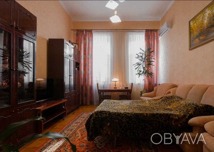 Продається 3-кімнатна квартира в історичному районі міста на вулиці Михайлівські. . фото 1