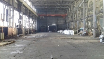 Отдельно стоящее здание склада-цеха высотой 12 метров с двумя мостовыми кранами.. Будённовский. фото 3