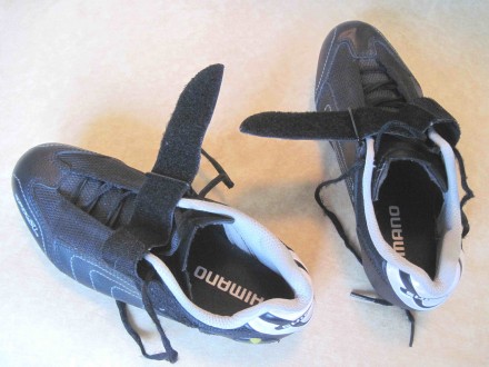 Вело туфли Shimano, размер 39
страна производитель - Китай
цвет черный
эко ко. . фото 4