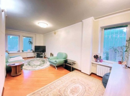 Продам 4х комнатную возле КИМО, улица Ильенка, 83Д (Мельникова), возле метро Лукьяновская. Киев. фото 1 Продам 4х комнатную возле КИМО, улица Ильенка, 83Д (Мельникова), возле метро Лукьяновская. Киев. фото 1
