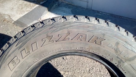 Зимняя шина 265/65 R17 Bridgestone blizzak dm-v1, 1 шт. Япония. Одна. Протектор . . фото 3
