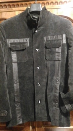 Продам стильный мужской пиджак-френч на размер 48-50. Ткань - мелкий черный вель. . фото 2