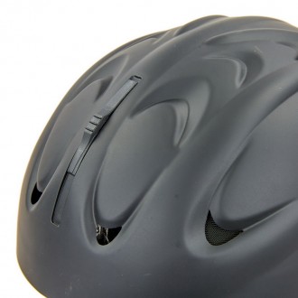 Горнолыжный шлем используется в горнолыжном спорте и сноубординге. Предназначен . . фото 9