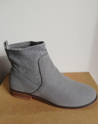ZARA KIDS БОТИНКИ серые/ блестящие для девочек ( 31, 33, 35 размер). Ивано-Франковск. фото 1 ZARA KIDS БОТИНКИ серые/ блестящие для девочек ( 31, 33, 35 размер). Ивано-Франковск. фото 1